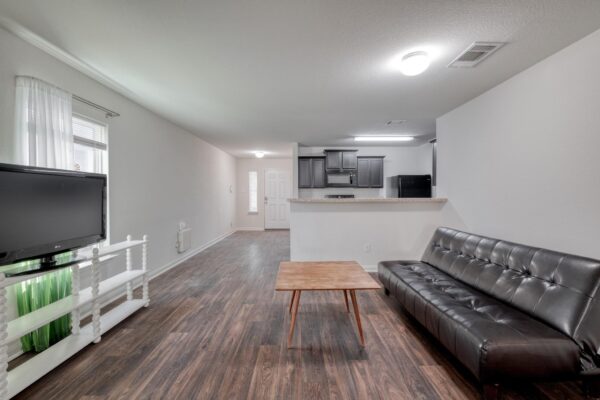 1436 Breanna Ln, Kyle