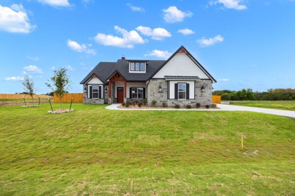 11151 Golden Eagle Ave, Salado