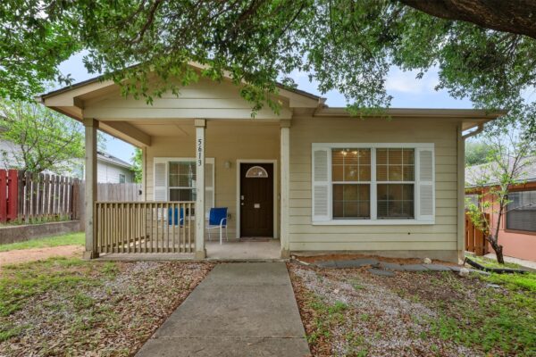 5613 Signal Pt, Austin