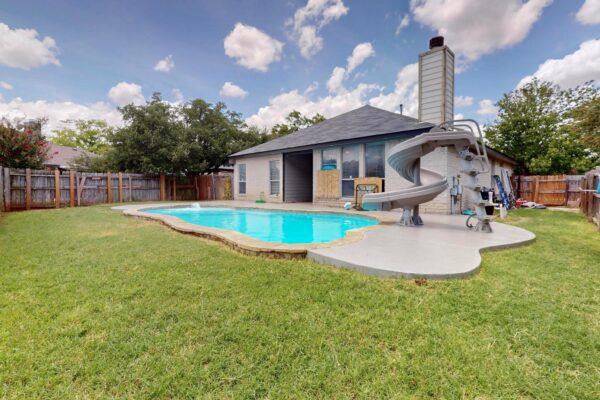 2403 Willow Way, Round Rock