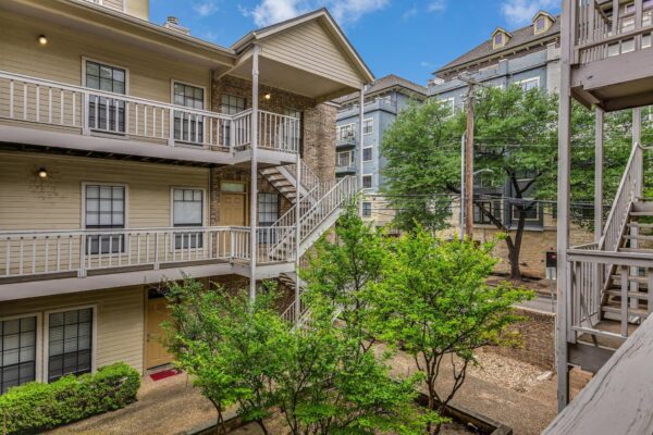715 W 22nd 1/2 St #208, Austin