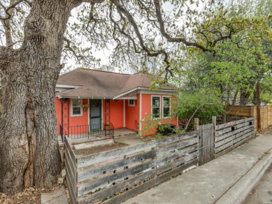 1903 E 10th St, Austin