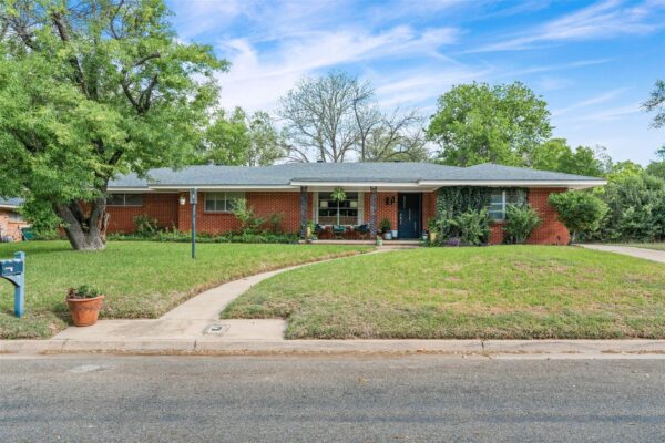 216 E 21st Ave, Belton