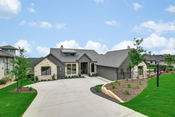 402 Sweet Grass Ln, Austin