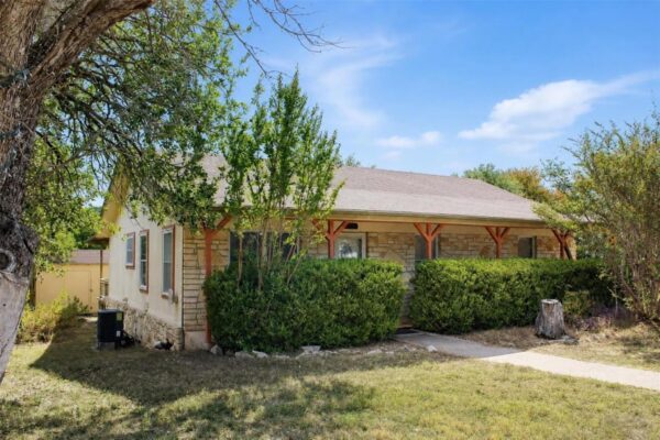 11540 Crumley Creek Rd, Jonestown