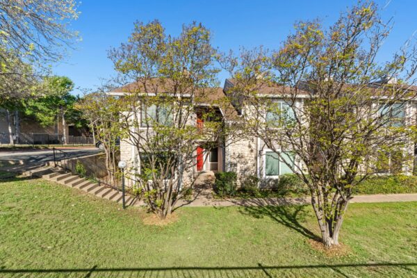 1750 Timber Ridge Rd #102, Austin