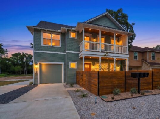 210 W Mockingbird Ln #1, Austin