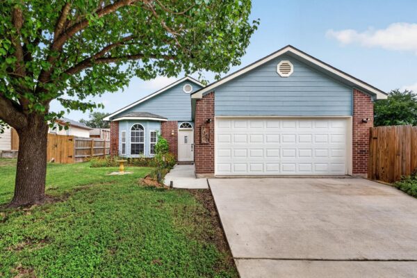 1100 Mira Loma Ln, San Marcos