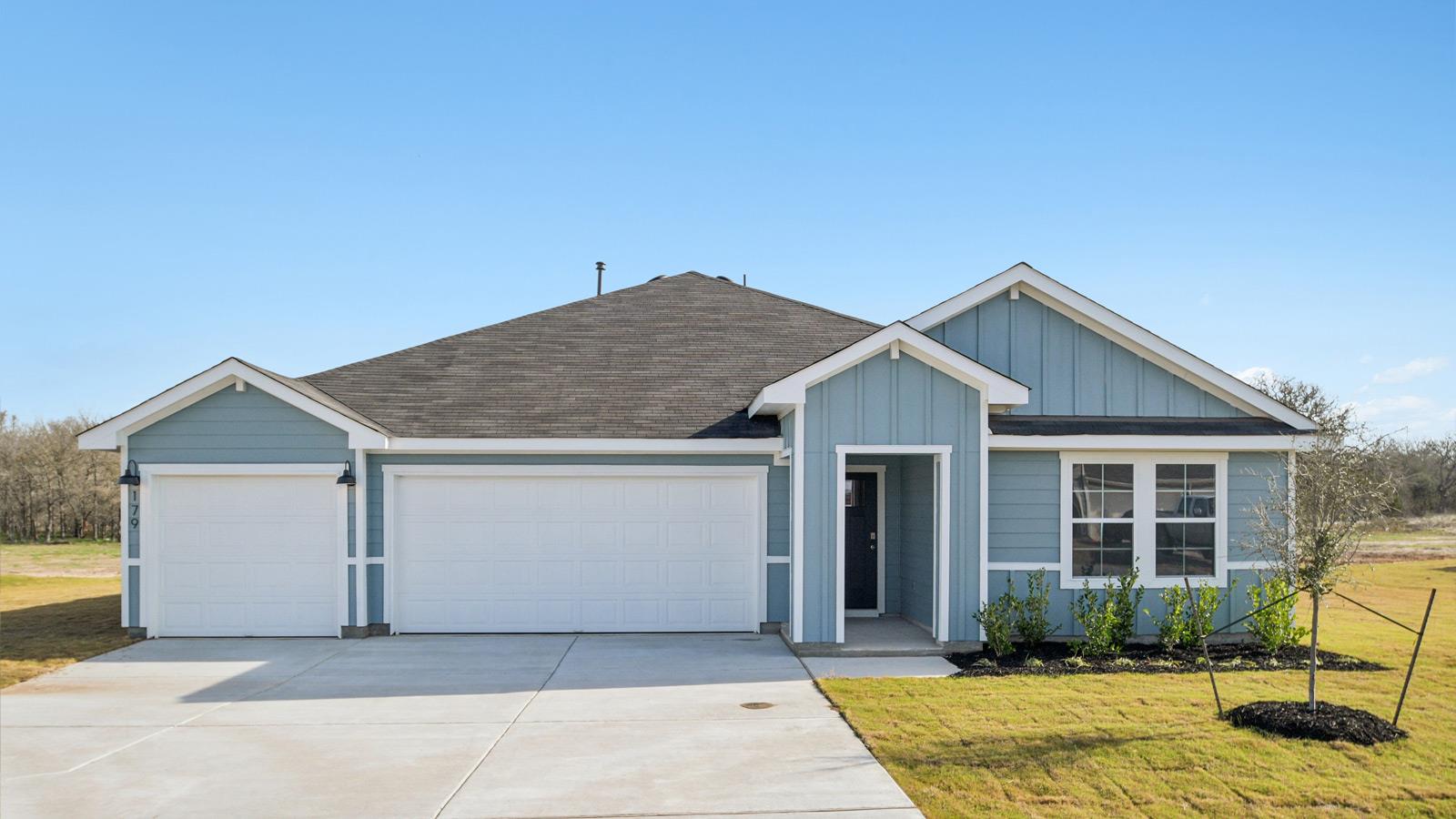 179 Great Northern Dr, Cedar Creek, TX 78612