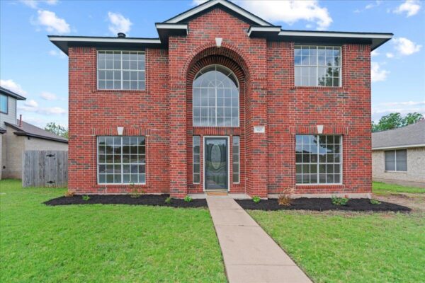 925 Picadilly Dr, Pflugerville