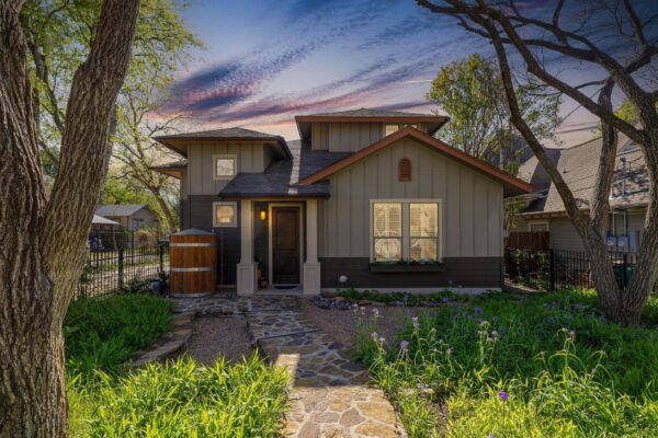5607 Clay Ave #A, Austin