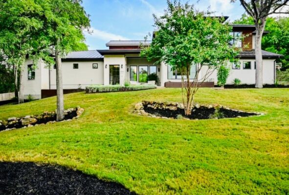 5103 ROLLINGWOOD Dr, Rollingwood