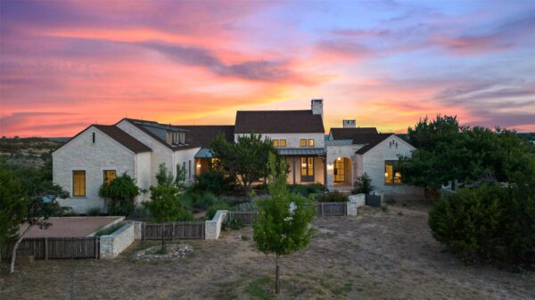 1691 Cool Water Ranch Rd, Fredericksburg