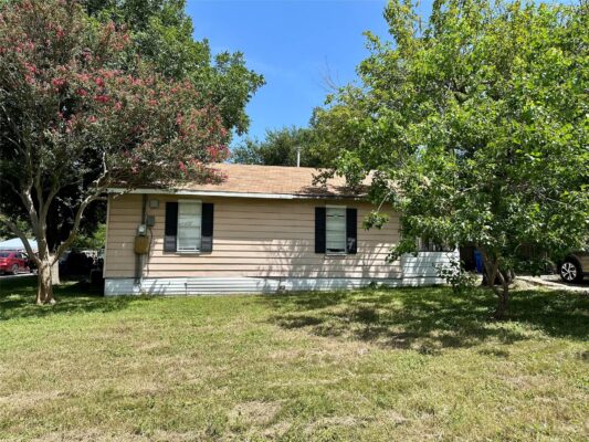 209 Old Thorndale Rd, Taylor