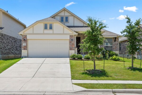 532 Elm Green St, Hutto