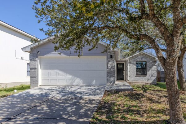 18200 Canopy Ln, Manor
