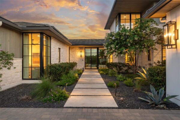 508 Serene Estates Dr, Austin