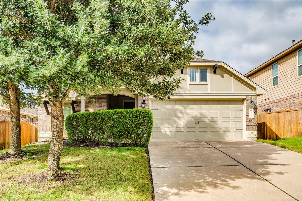 124 Compass Ln, Kyle