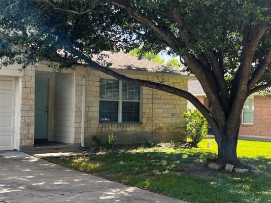 111 Sylvan St, Hutto