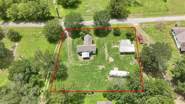 148 Brenham St, McDade