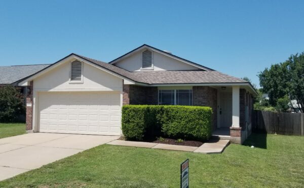 1005 Burgess Dr, Leander