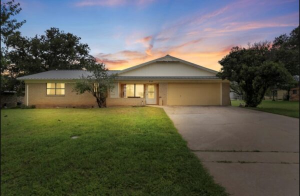 301 Reven Acres Dr, Kingsland
