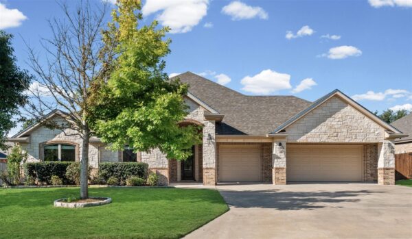 2007 Chamberlain Ln, Temple