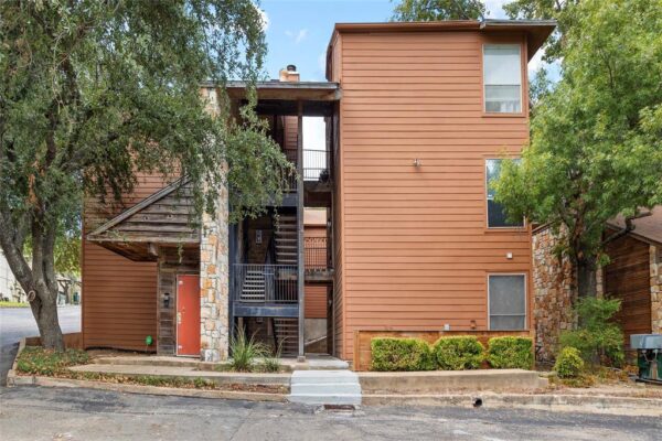 6903 Deatonhill Dr #2, Austin