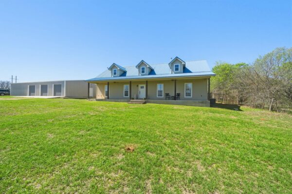 1516 Old Luling Rd, Lockhart
