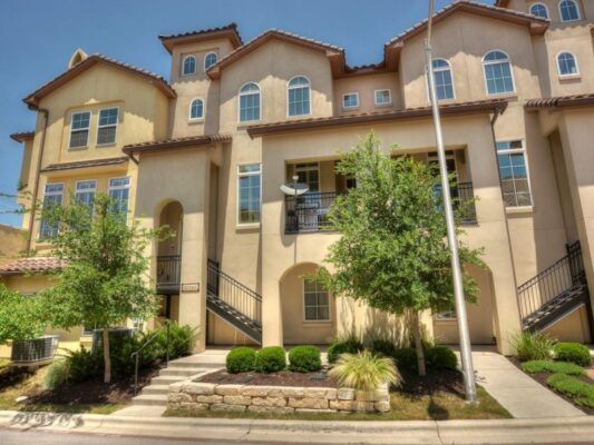 12105 Terraza Cir #67, Austin