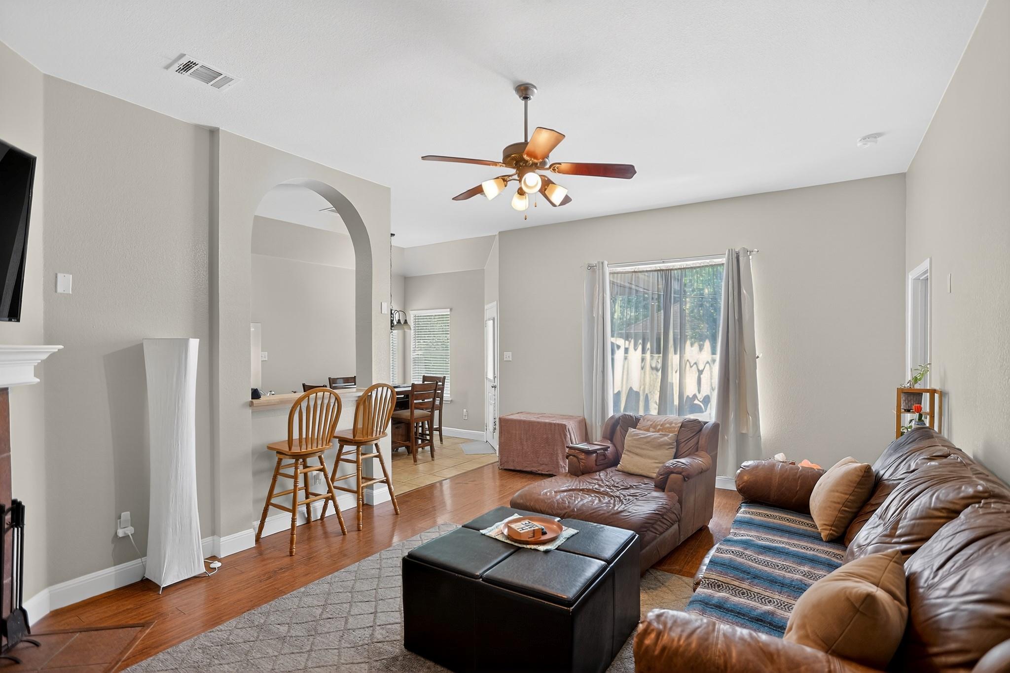 238 Johnnys Way, Kyle, TX 78640