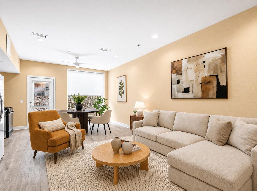 1800 E 4th St #223, Austin, TX 78702