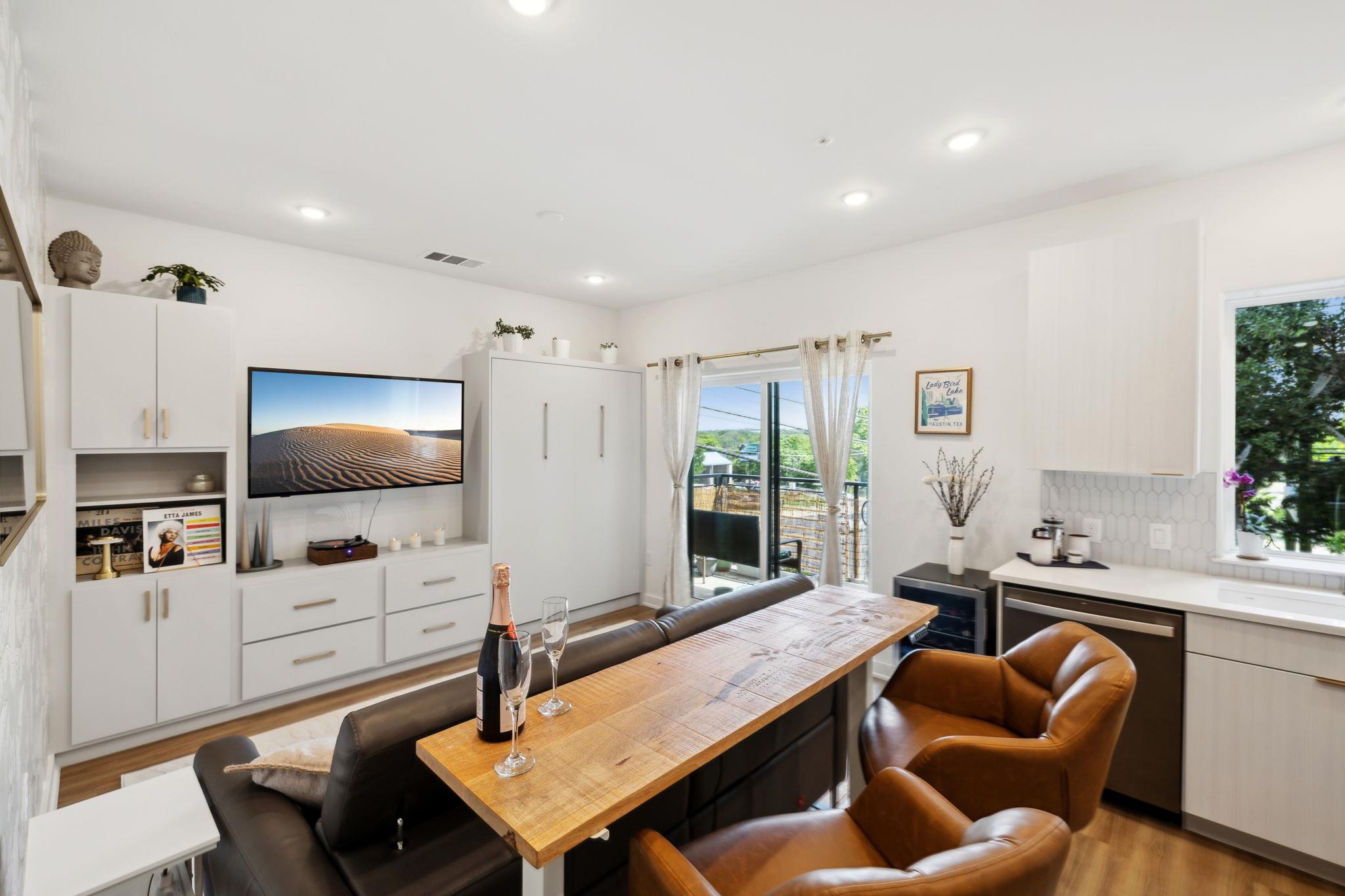 4802 S Congress Ave #215, Austin, TX 78745