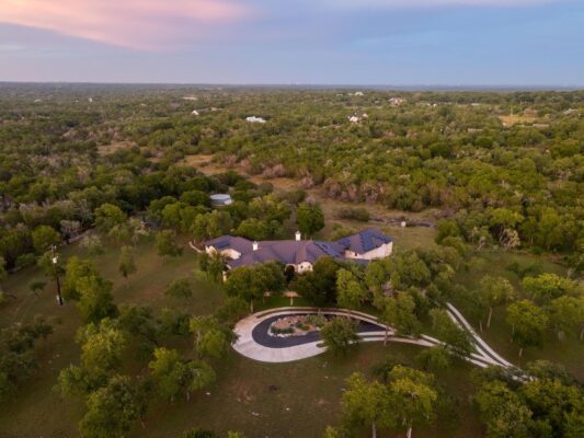 401 TRAIL RIDGE Rd, Wimberley