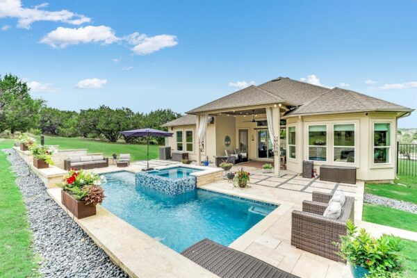 245 Bristlecone Dr, Driftwood