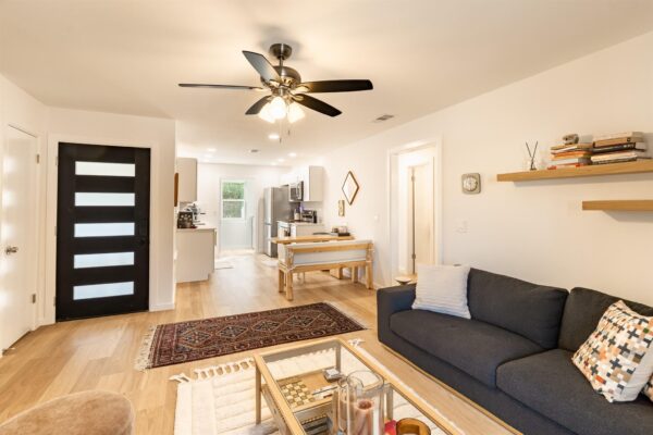 903 Romeria Dr #203, Austin