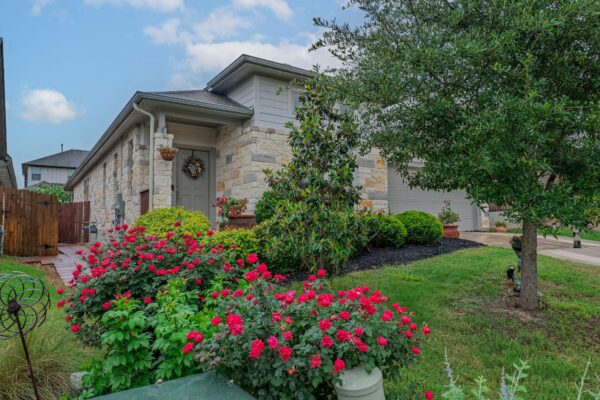 1009 Goldilocks Ln, Manchaca