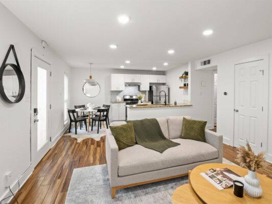5820 Berkman Dr #110, Austin