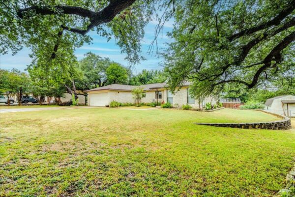 104 Clear Springs Rd, Georgetown