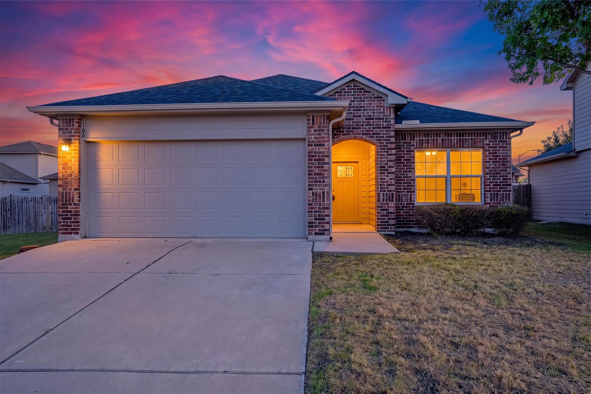 104 Lassy Cv, Georgetown, TX 78626