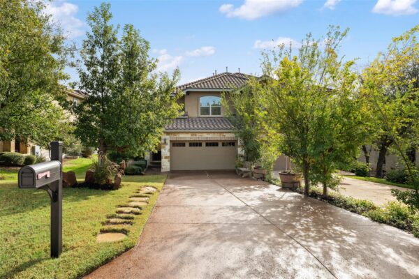 503 S Meadowlark St #A, Lakeway