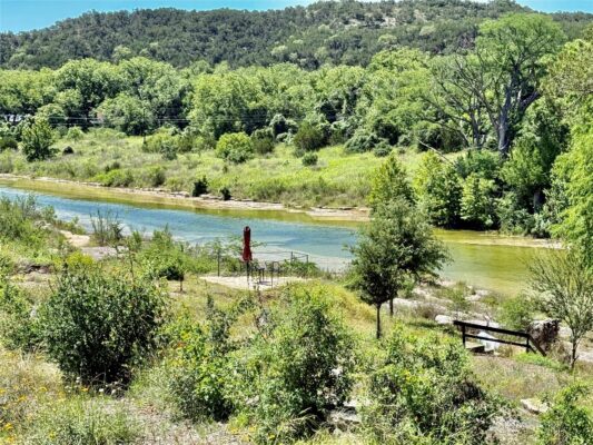 2028 Flite Acres Rd, Wimberley