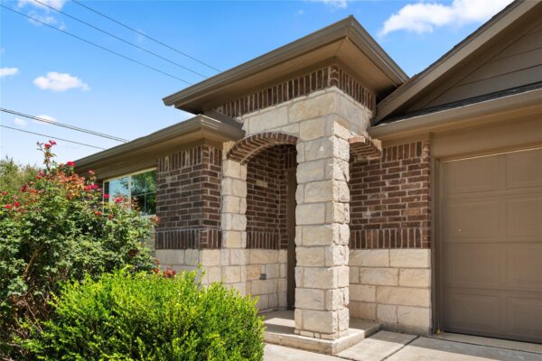 1102 Mitchell Dr, Hutto
