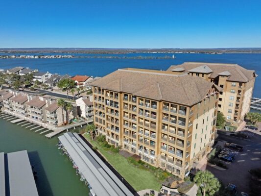 1000 The Cape Rd #33, Horseshoe Bay