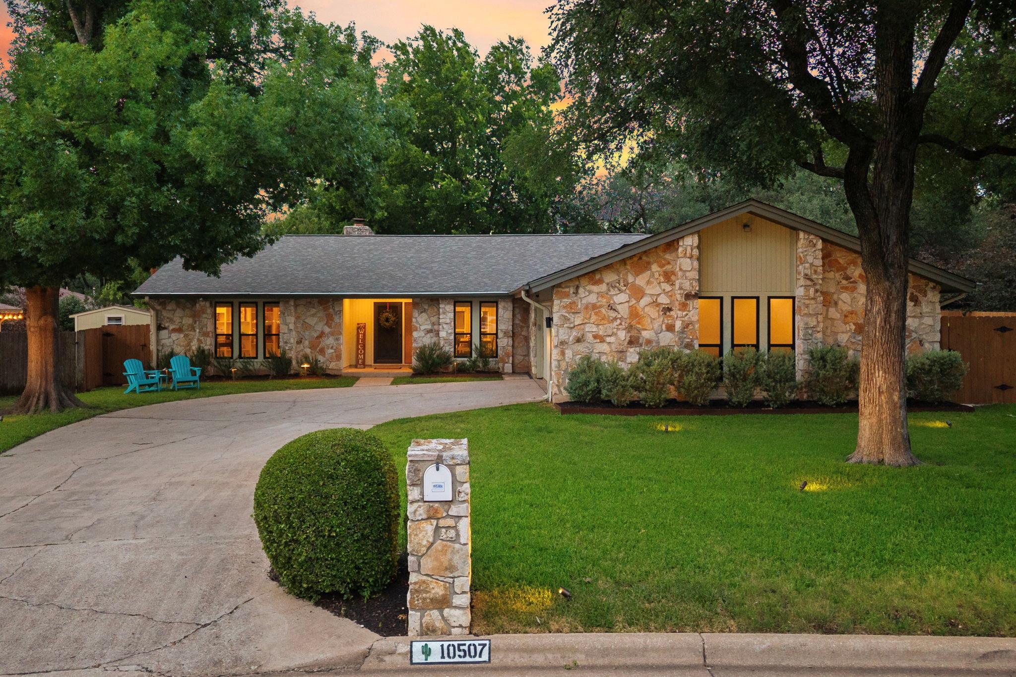 10507 Ronwood Dr, Austin, TX 78750