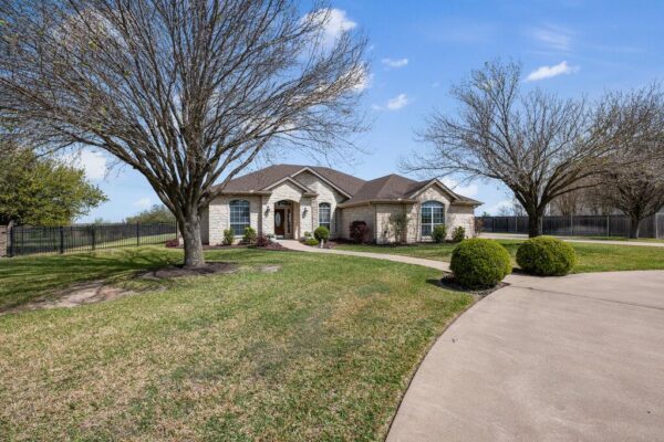 117 S Sentry Pt, Hutto