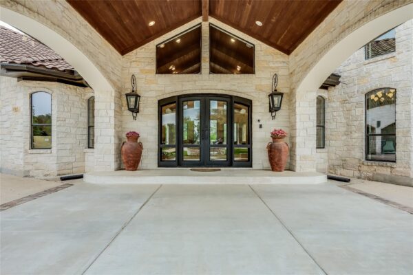 18725 Angel Mtn None, Leander