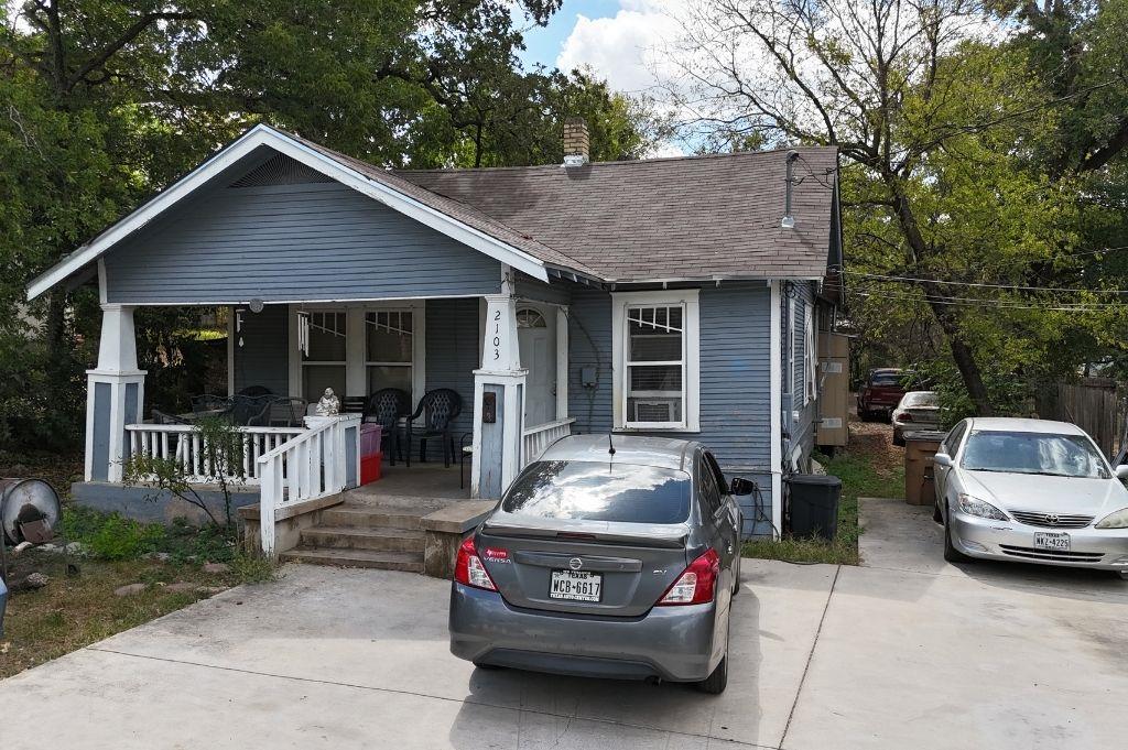 2103 E 12th St, Austin, TX 78702