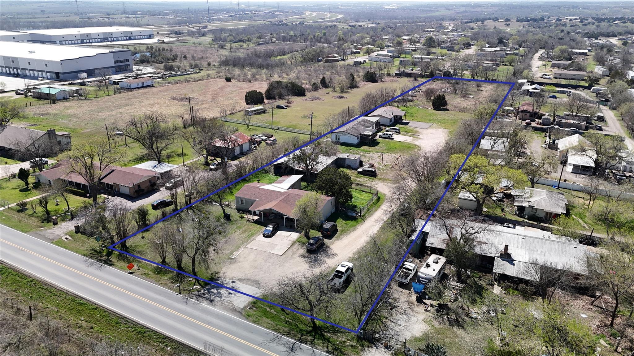 10707 McAngus Rd, Del Valle, TX 78617
