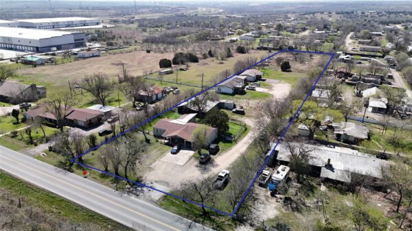 10707 McAngus Rd, Del Valle